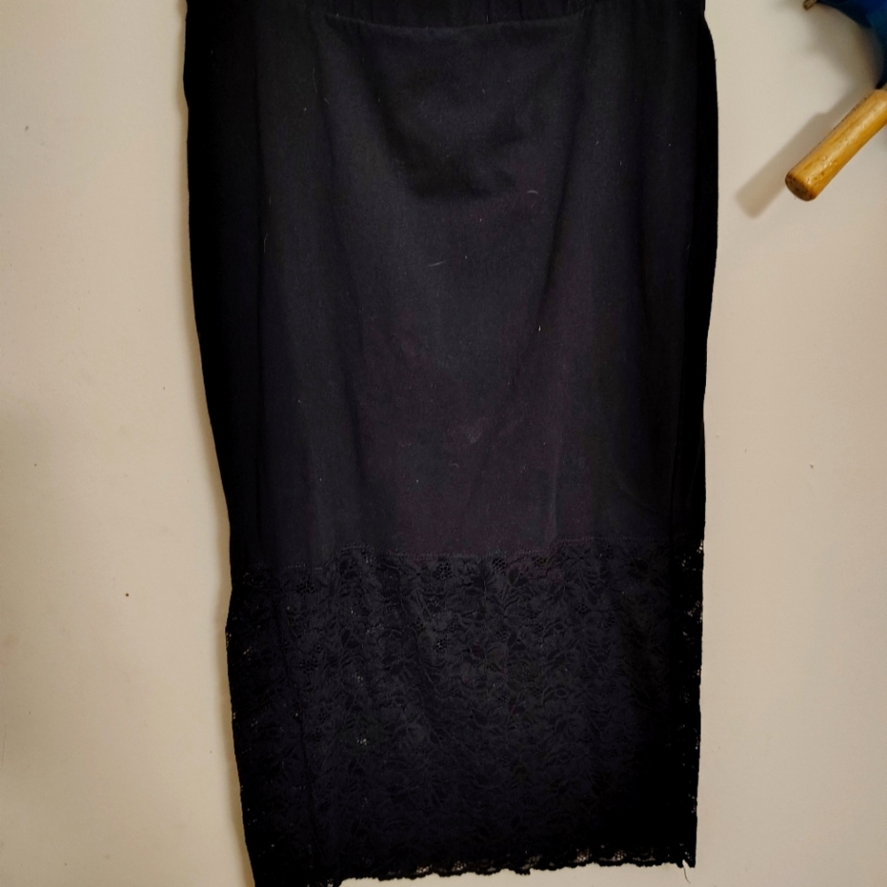 Black pencil skirt with lace